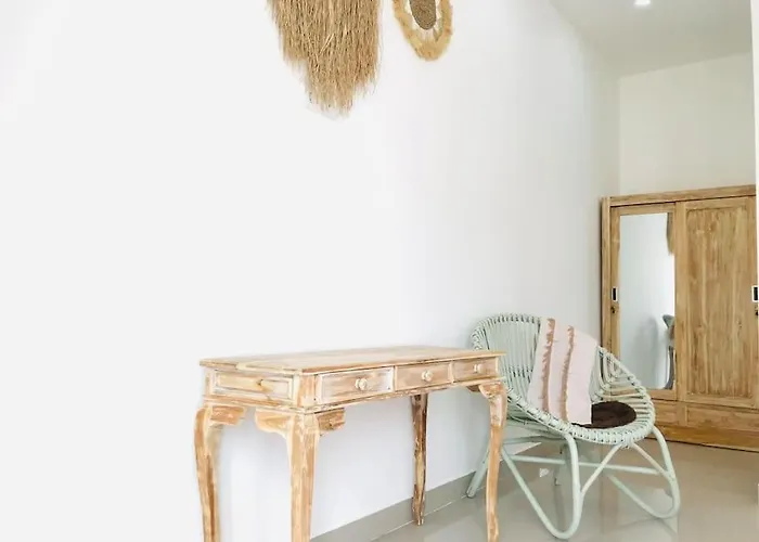 Stylish Serenity In Villa Canggu (Bali)